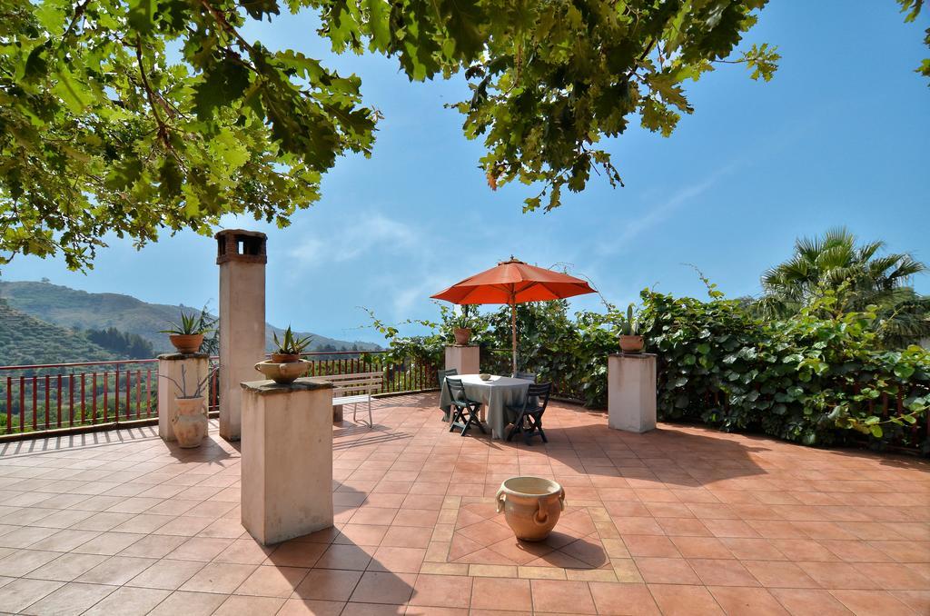 Agriturismo Etna-Mare Piedimonte Etneo Eksteriør billede